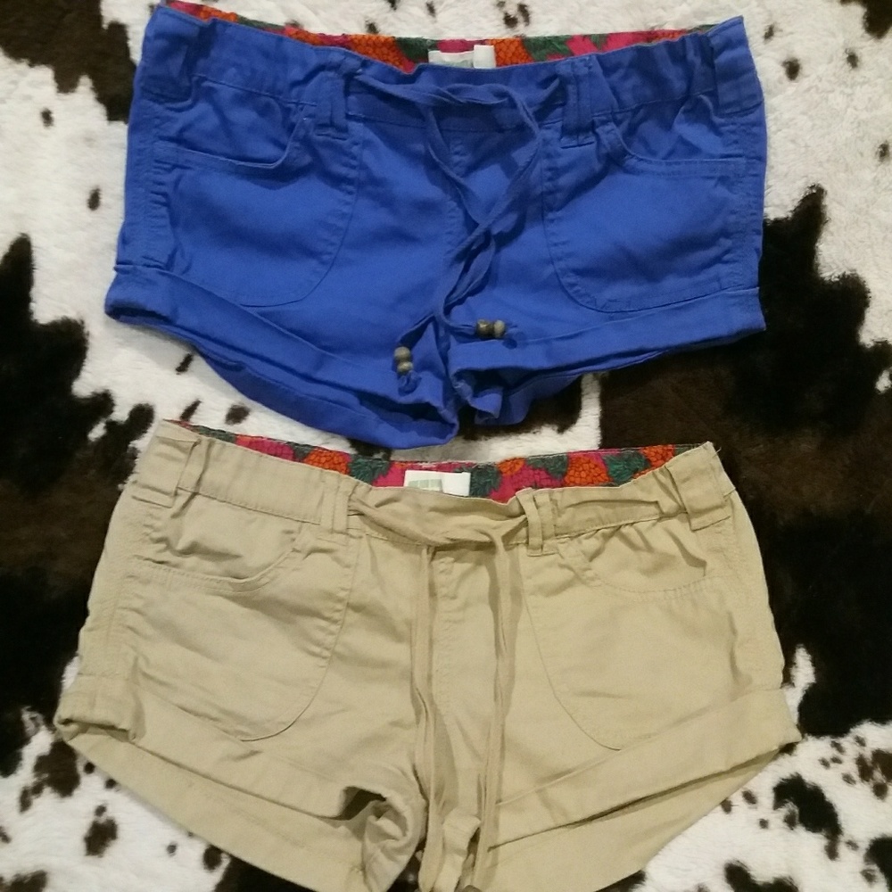 Bundle of 2pr Selena Gomez Dream Out Loud shorts